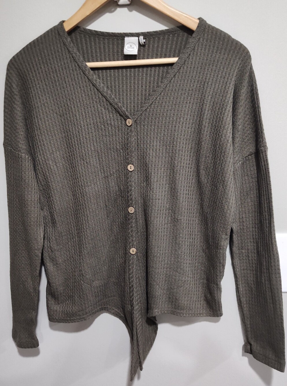 Paper Crane Women’s Small Waffle Knit Button Down Tie Front Sweater Long Sleeve